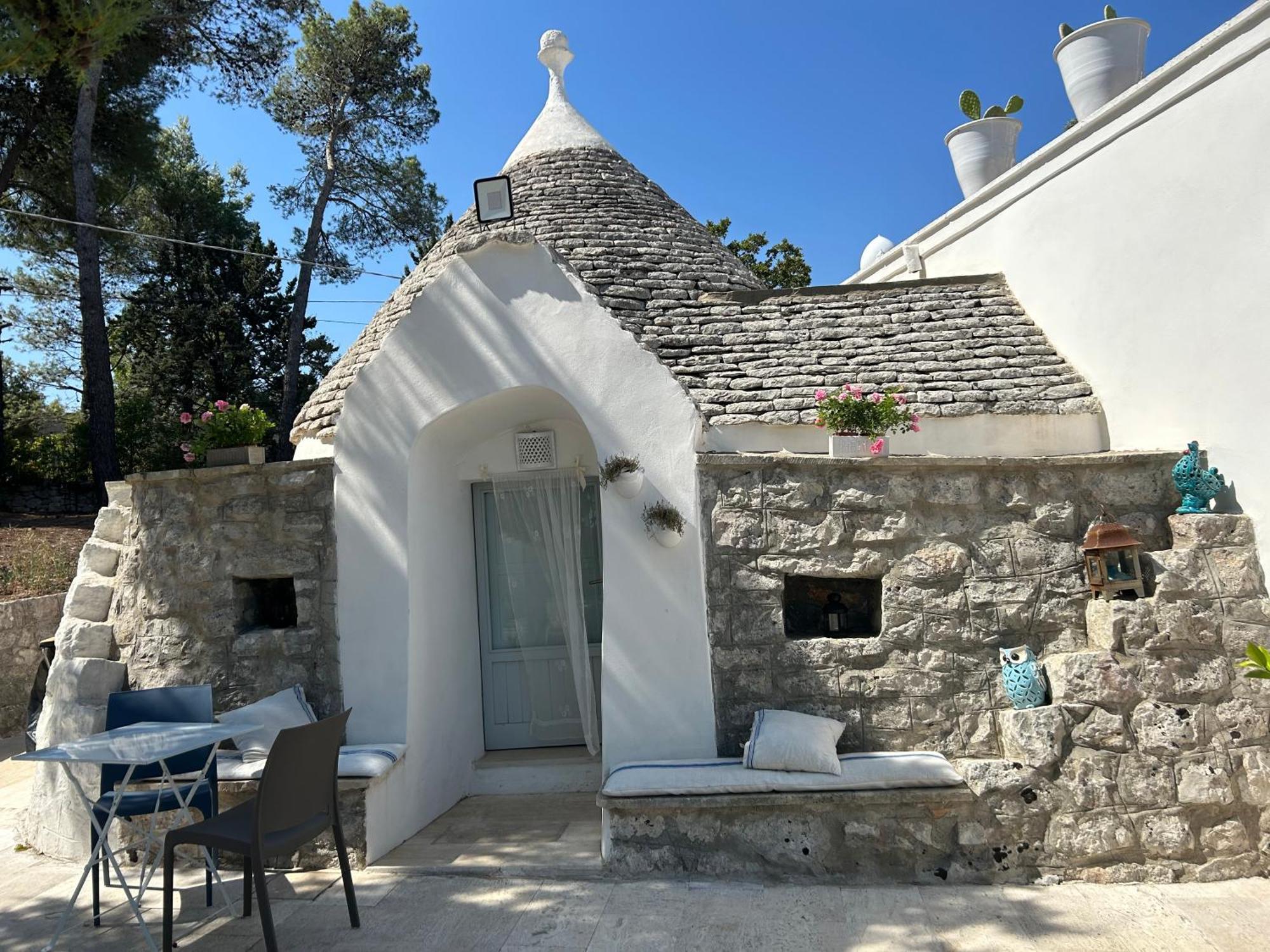Il Trullo Di Simona Bed & Breakfast Locorotondo Ngoại thất bức ảnh