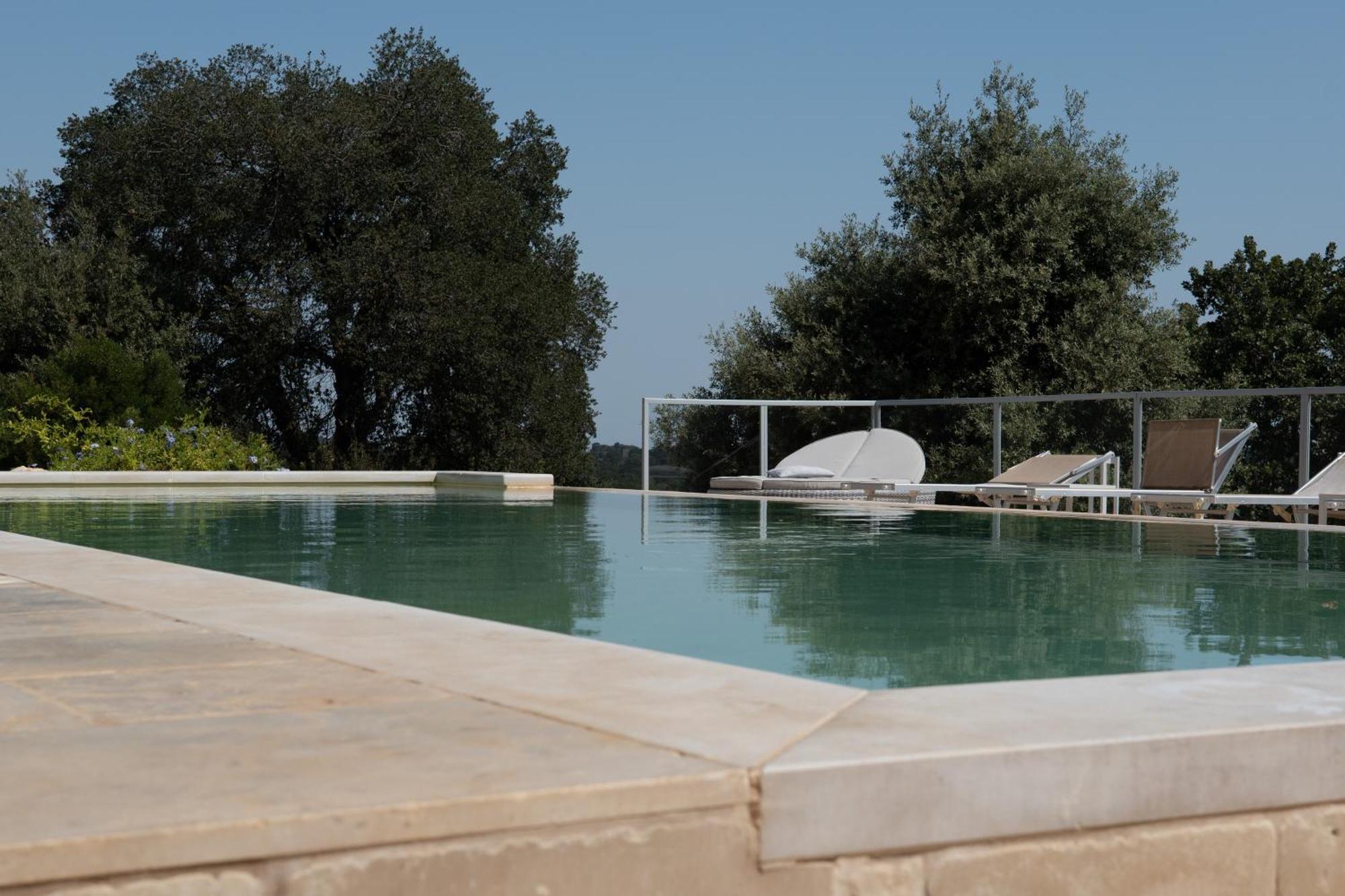 Il Trullo Di Simona Bed & Breakfast Locorotondo Ngoại thất bức ảnh